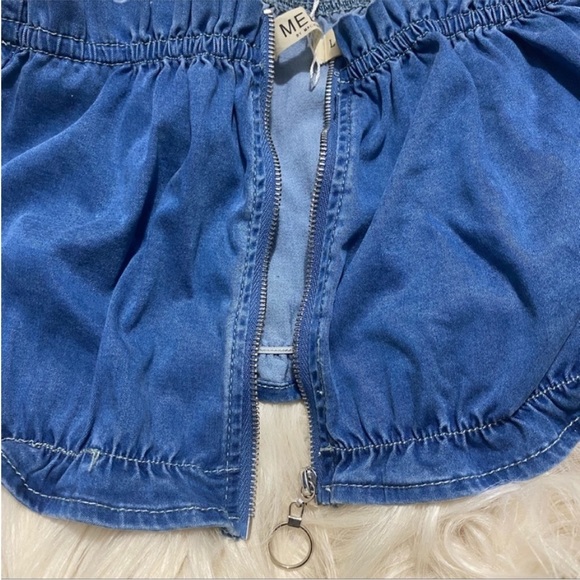 Ruffled and Ruching Denim Crop Top with Zipper - Picture 8 of 15